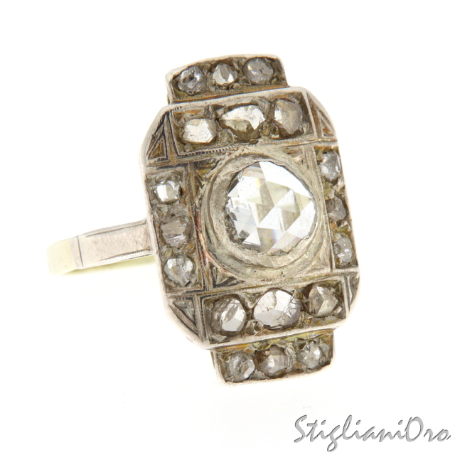 Anello on sale chevalier antico